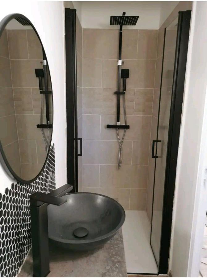 Studio clim reversible et jardin privatif au MOURILLON Apartment Toulon Exterior foto